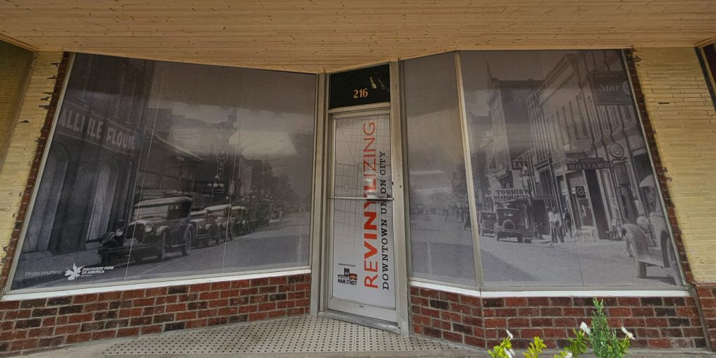 Main Street Union City Installs Historic Photographs in Downtown Windows